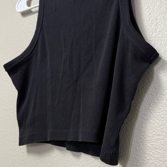 H&M Cropped Ribbed Tank Top - Picture 8 of 9